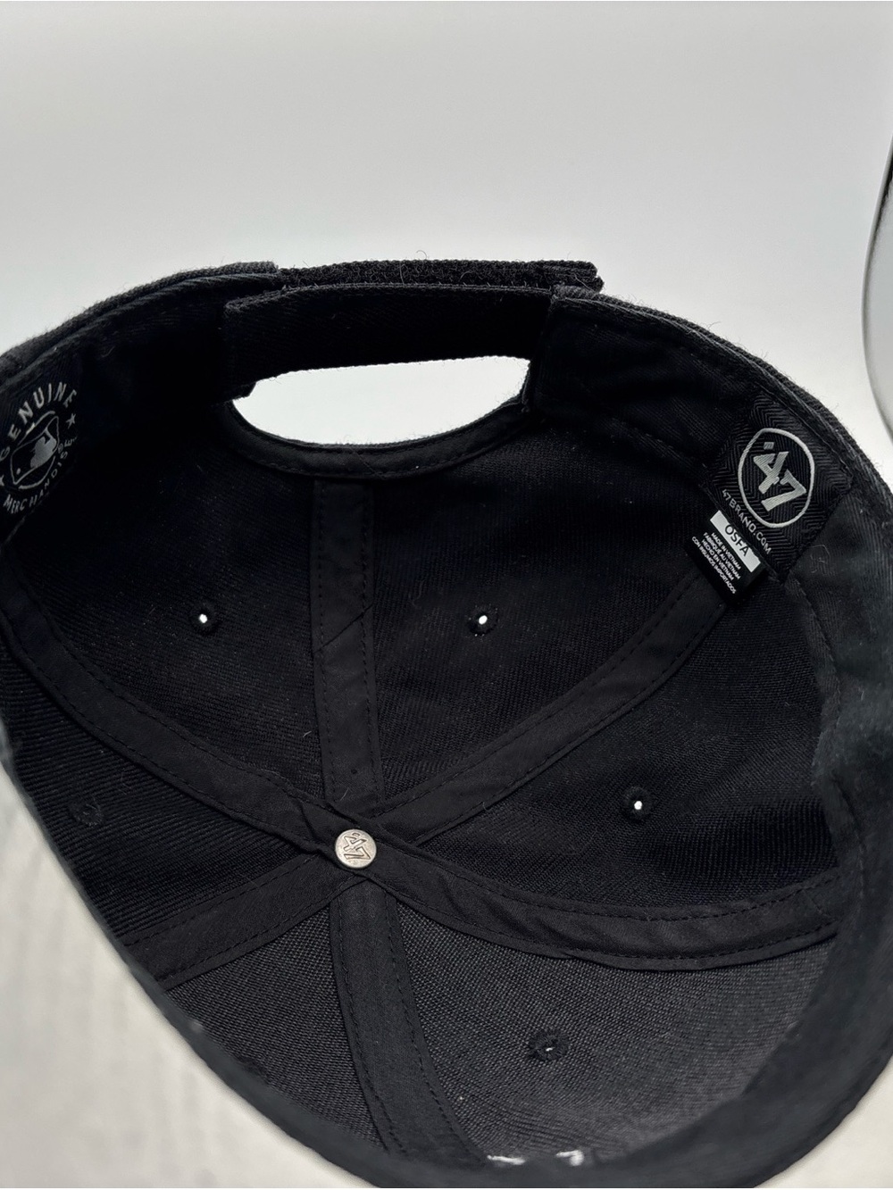 New York Yankees 47 Brand Blackout Tonal Logo Adjustable Baseball Hat Black OSFM - Picture 7 of 8